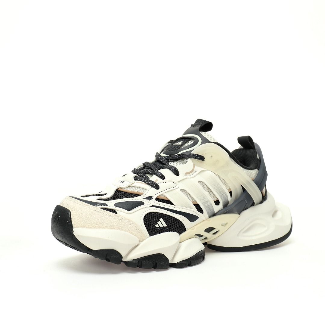 Adidas XLG Runner Deluxe