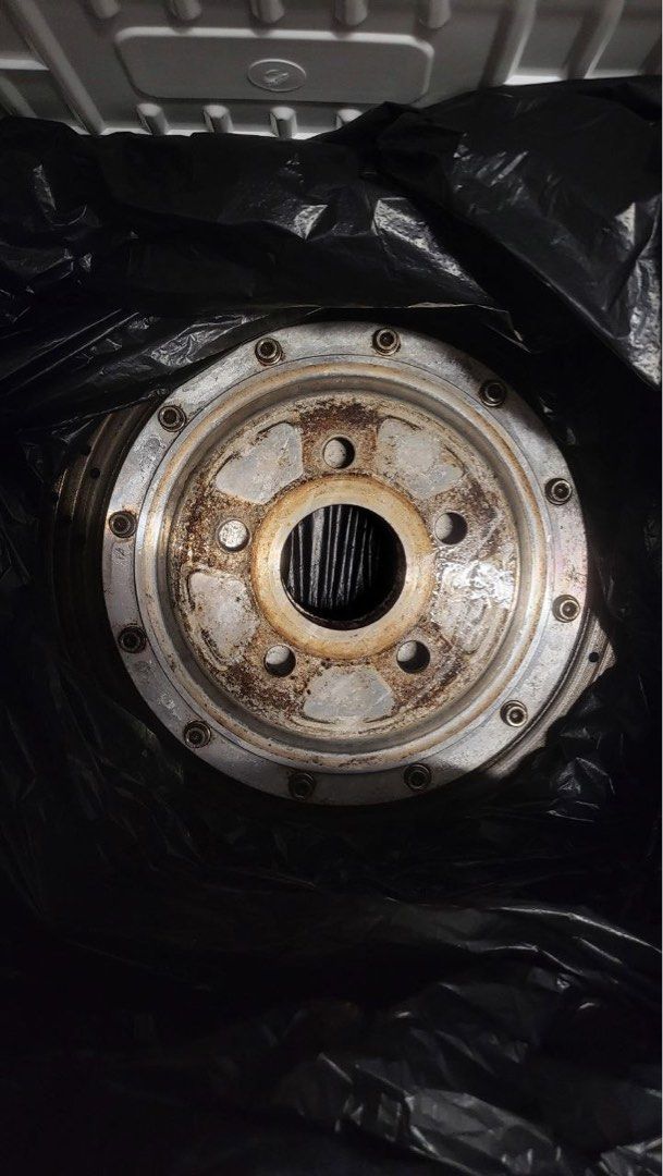 AP Racing CP5200 (4 pot) (Category: Accessories) located in Singapore. Submitted by intisaryaiche (Listing ID 1326847319, Image 2). Description: Used AP Racing CP5200 with floating bell. Condition is still good just need to buy new brake pads and rotors. PM for more info. Can nego..