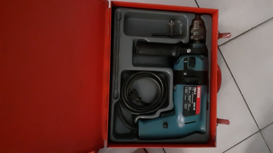 Bosch Power Drill - never used (Category: Construction Tools & Equipment) located in Quezon City. Submitted by yiyiartemis (Listing ID 1326921076, Image 3). Description: ✅good as new, only taken out of box for checking ‼️box has damaged due to storage, but item is in good condition 2 of the same drill available ‼️SHIPPING FEE TO BE SHOULDERED BY BUYER. 🚛Shipping via JNT or Grab only (No Lalamove pls, natrauma na ako sa loko-lokong riders!) 💰Pay