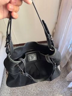 (Category: ) located in . Submitted by mychua76 (Listing ID 1326965612, Image 1). Description: .