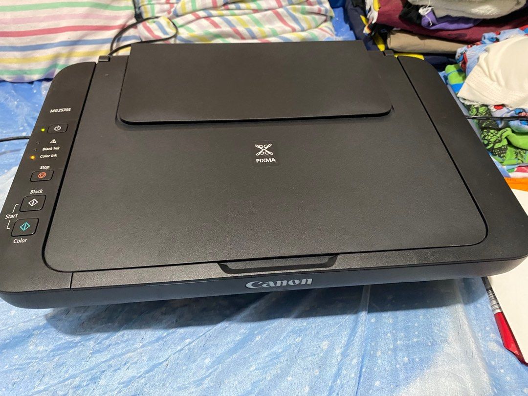 Canon Pixma MG2570S (Category: Printers, Scanners & Copiers) located in Makati City. Submitted by ecgem (Listing ID 1326951319, Image 2). Description: Canon Pixma 2570S Print, photocopy and scan Used and in good condition No history of repairs whatsoever No issues, kailangan lang palitan ng ink kasi naaubos na po You can have both cartridge din po No more box but will provide other box as container once bibilhin na po. Negotiable Shipping at buye