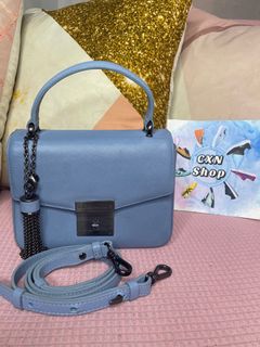 (Category: ) located in . Submitted by cxn.shop (Listing ID 1326910819, Image 1). Description: .