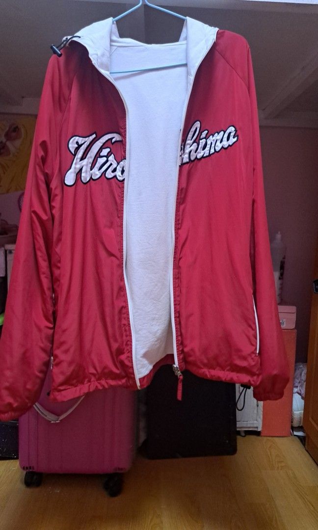 Carp Reversible Jacket Women s Fashion Coats Jackets and Outerwear on Carousell