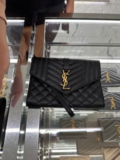 (Category: ) located in . Submitted by atieraaaa (Listing ID 1327015323, Image 1). Description: .