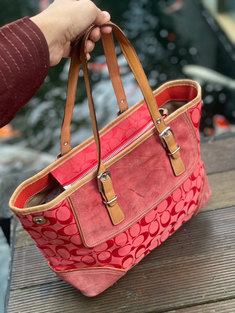 Coach hampton signature tote discount