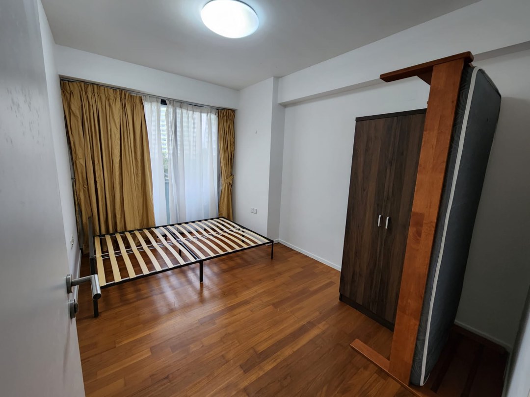 (Category: ) located in . Submitted by perem92 (Listing ID 1326905088, Image 1). Description: .