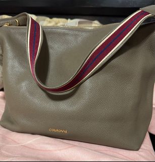 (Category: ) located in . Submitted by buyRESELLph (Listing ID 1327000113, Image 1). Description: .