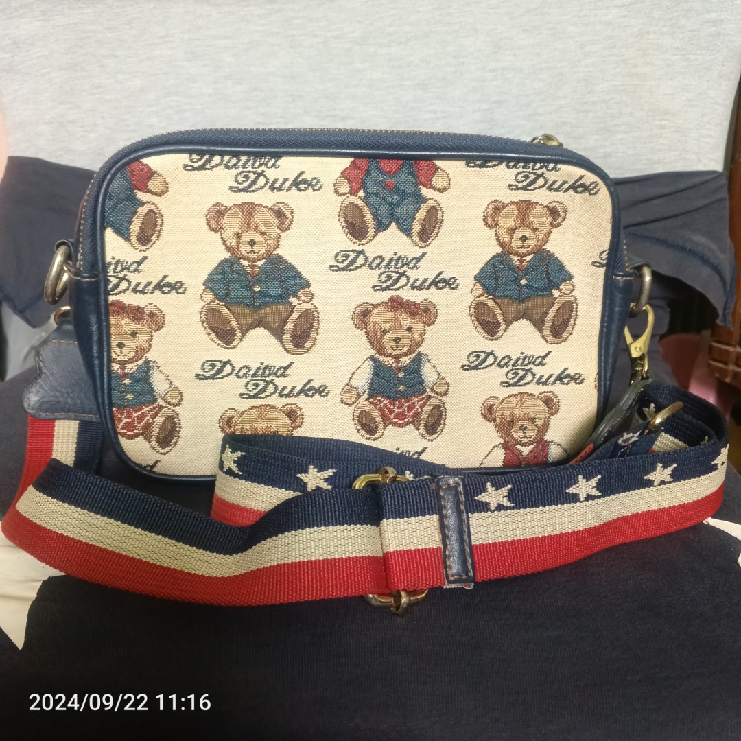David duke, Women's Fashion, Bags & Wallets, Cross-body Bags on Carousell