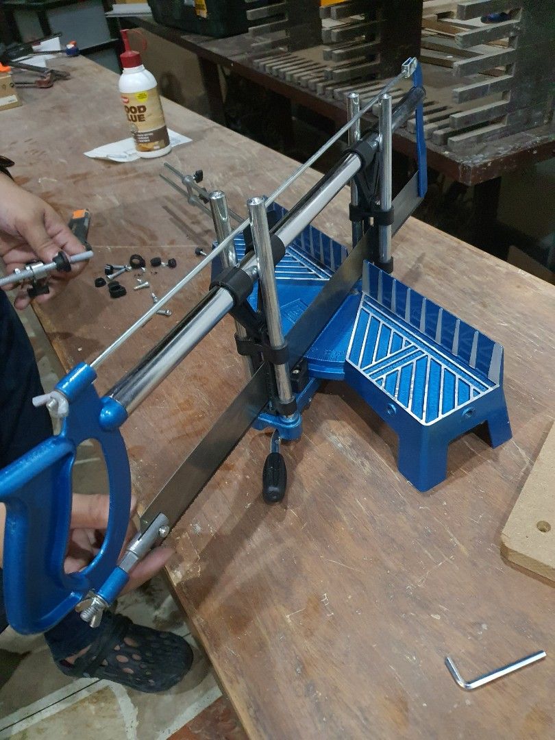 Easy to use Hand Saw (Category: Construction Tools & Equipment) located in Pasig City. Submitted by ocmom (Listing ID 1327030181, Image 2). Description: easy to use and assemble box sealed see description on photo buyer will shoulder shipping fee thru rider or courier delivery.