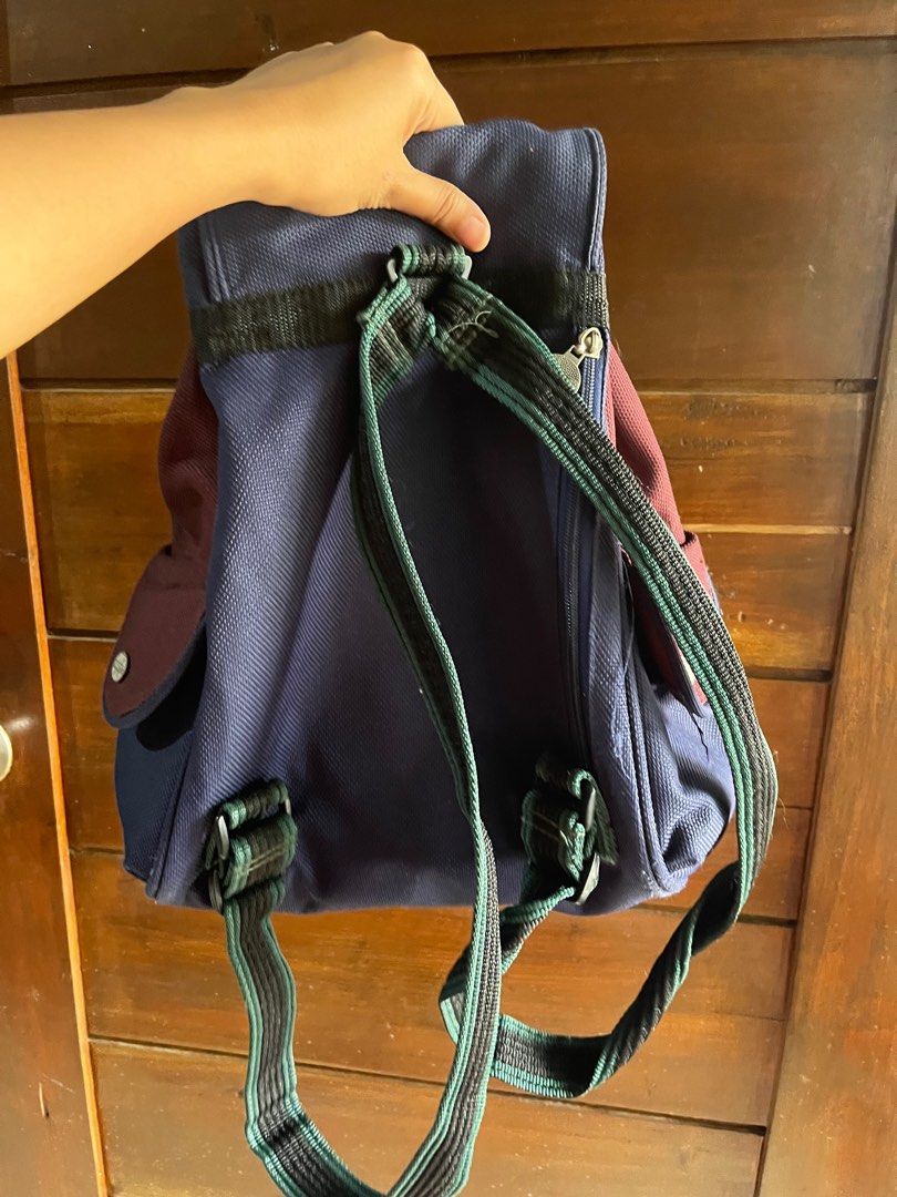 Ellesse Bag (Category: Backpacks) located in Pasig City. Submitted by lightningirl (Listing ID 1326889734, Image 3). Description: Authentic and no major flaw Free shipping .