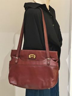 (Kategori: ) berada di . Dikirim oleh stylishsatchel (ID iklan 1326829313, Gambar 1). Deskripsi: .
