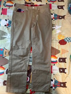 Fingercroxx 卡其色長褲 Size XL64225231984001110