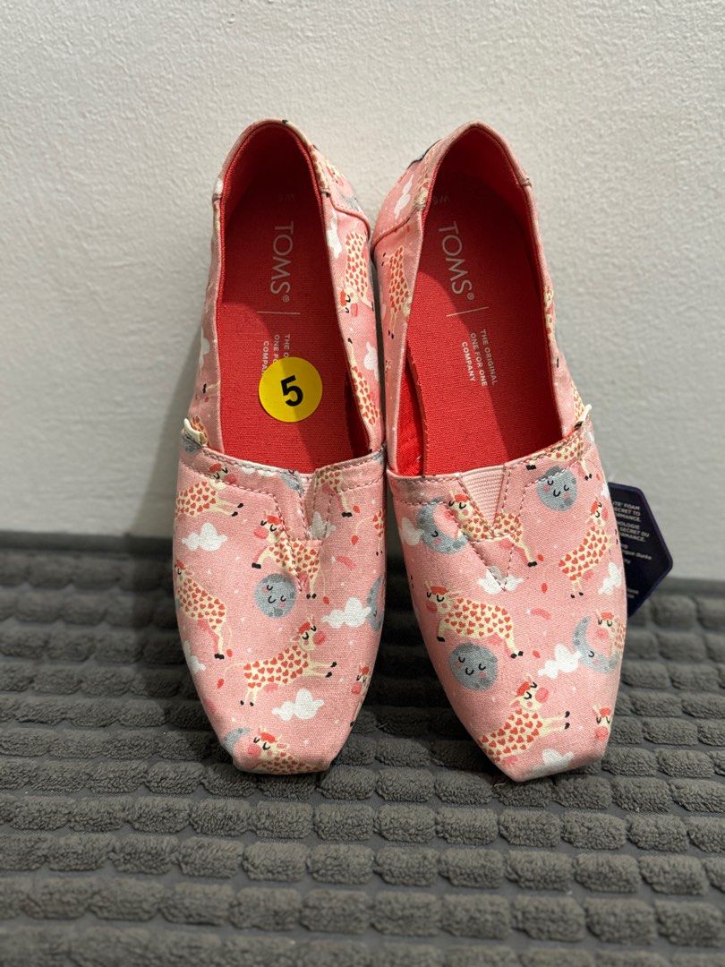 Toms pink sandals discount