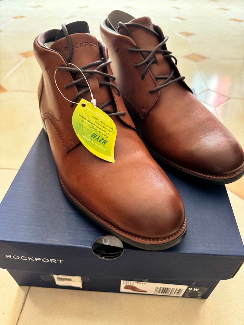 Rockport total motion chukka top