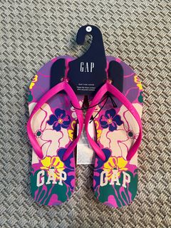 Gap slippers price deals