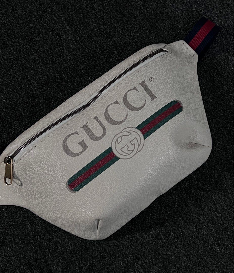 GUCCI CLASSIC LOGO WAIST BAG