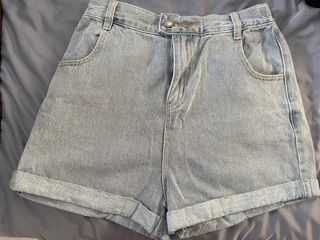 (Category: ) located in . Submitted by ykj13 (Listing ID 1326950291, Image 1). Description: .