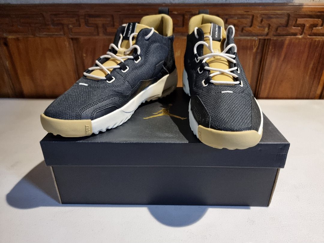 Jordan aero morph white store