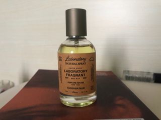 (Kategori: ) berada di . Dikirim oleh maisonscent (ID iklan 1326856450, Gambar 1). Deskripsi: .