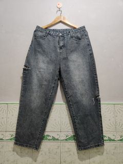 (Category: ) located in . Submitted by badthriftmnl (Listing ID 1326852496, Image 1). Description: .