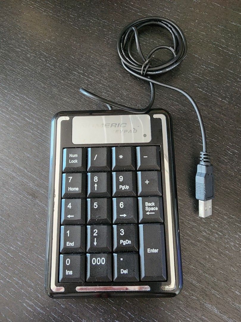 Numeric keypad (Category: Computer Keyboard) located in Singapore. Submitted by popsiclebing (Listing ID 1326915182, Image 1). Description: ▪︎ Lightly used ▪︎ Working condition (tested) ▪︎ Self-collect from Punggol (S) 822171 ▪︎ No trades, exchange or refund.