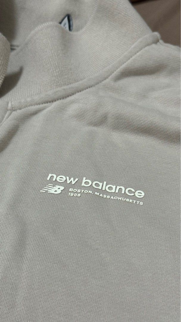 ORIGINAL Linear Heritage New Balance Collared Shirt (Category: Shirts) located in Marikina City. Submitted by decltqueen (Listing ID 1326937005, Image 3). Description: Bought it at Gateway New Balance for 2500 Used only once Di ko pala bet :(( Size is Large on tag, oversized sya. I’m usually a 3XL so pwede sa plus size. If you’re into active wear u’ll like it! .