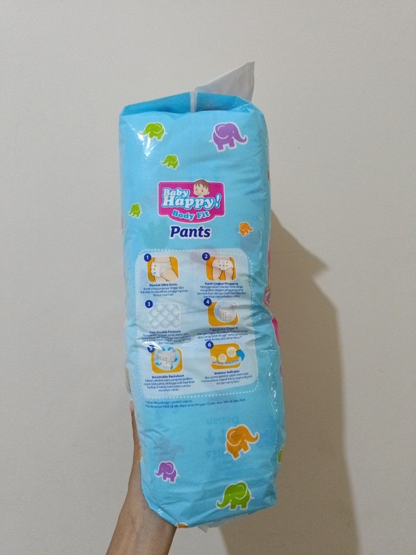 Pampers Baby Happy Pants L28, Bayi Anak, Lainnya di Carousell