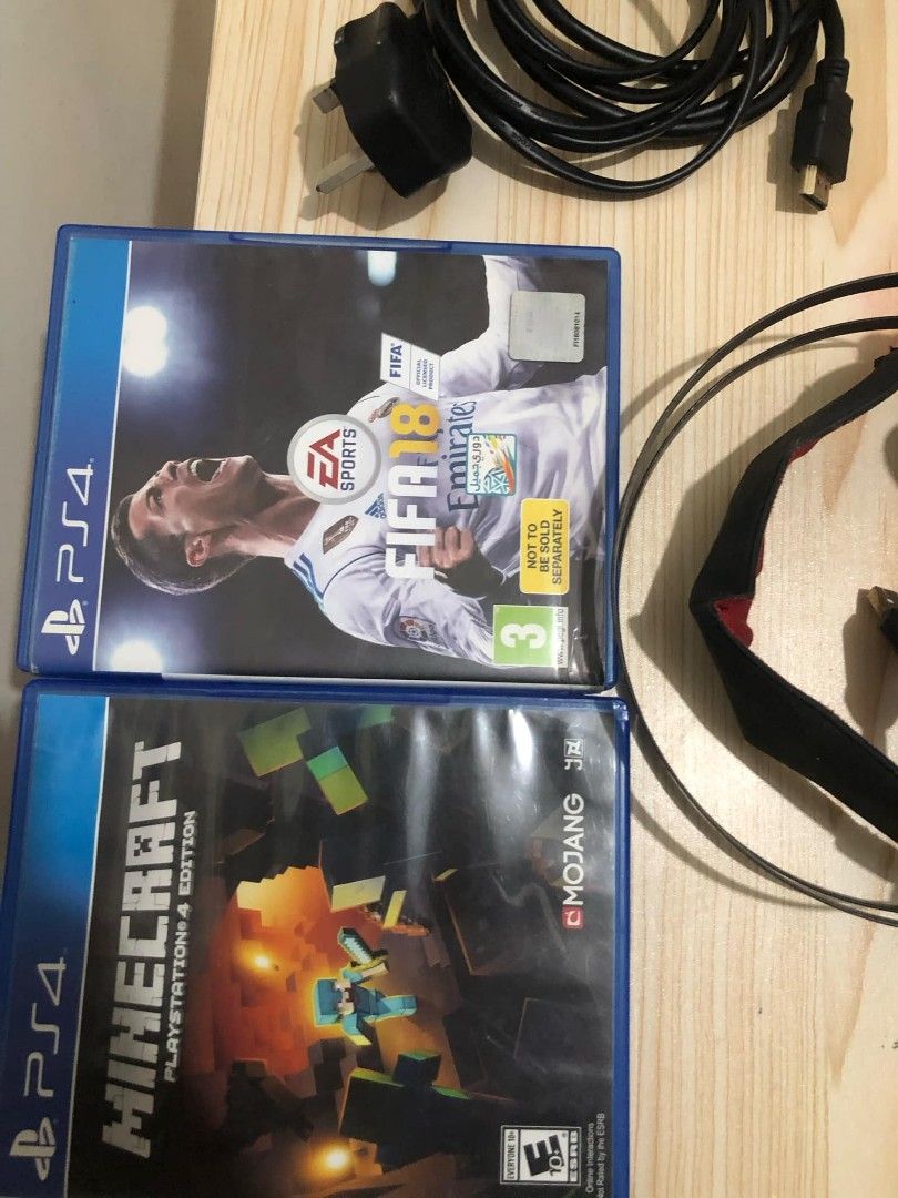 Playstation 4 pro/swap for iPhone 12 with controller Games Complete