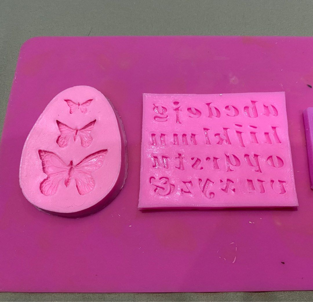 Polymer Clay Molds | Butterfly | Lowercase Serif Letters (Category: Craft Supplies & Tools) located in Las Pinas. Submitted by dumpsterfire101 (Listing ID 1327029941, Image 1). Description: Never used! If tingi: Butterflies: 60 Lowercase letters: 60 ⚠️ No payment, no reservation ⚠️ No COD ⚠️ No meet-ups 💳 MOP: Gcash or BDO 🚚 MOD: SDD or J&T from Las Piñas / SDD from Cavite ‼️ Only offer if you’re willing to wait bc I have to get all items from 