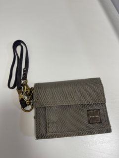 （分類：）位於 。 由 trioschats 提交（商品編號 1326974832，圖片 1）。簡介： 。