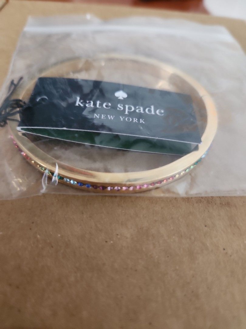 RAINBOW BANGLE (Category: Other Accessories) located in Singapore. Submitted by shootingstars22 (Listing ID 1326875340, Image 2). Description: Limited edition Promise Bangle for sales. Will not come with a dust bag but will be wrapped in a plastic bag . No negotiation of price.