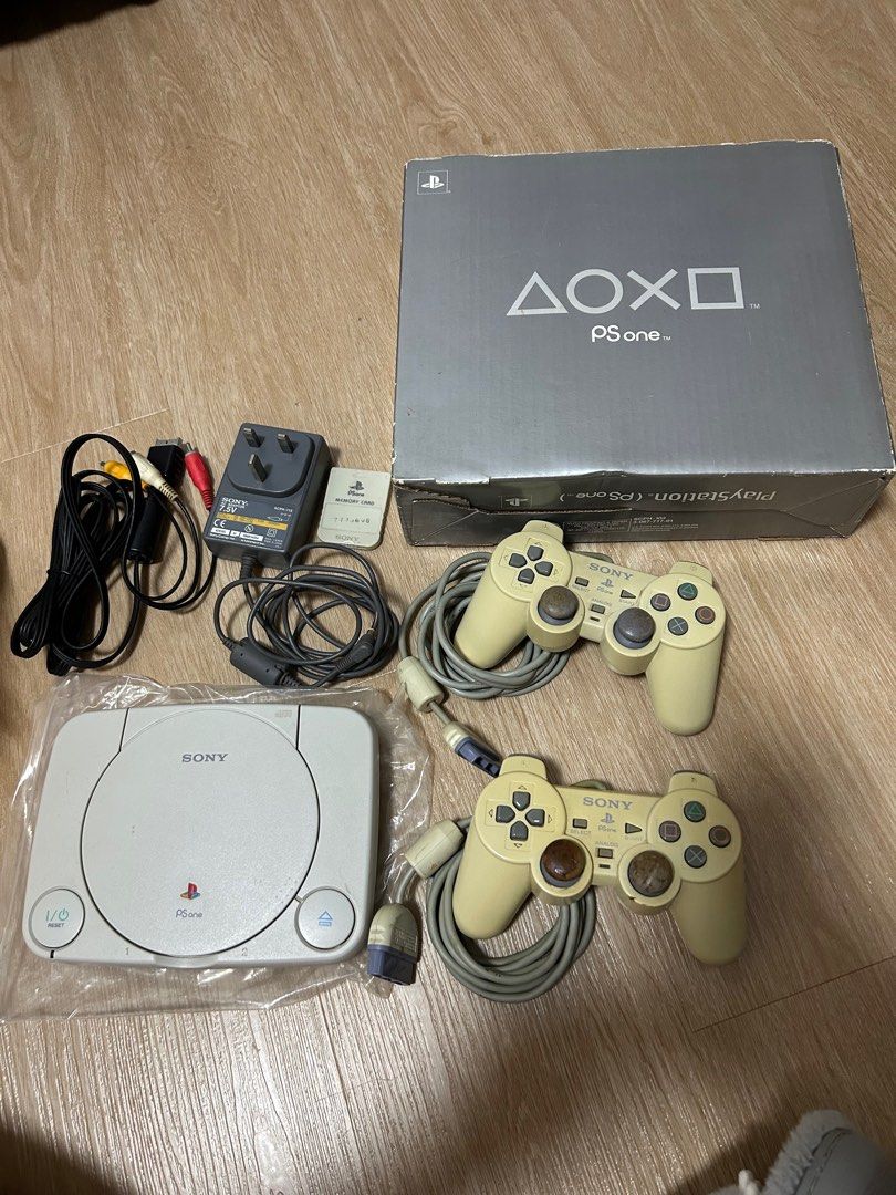 Retro Consoles (PS1, PS3, Announcements on Carousell