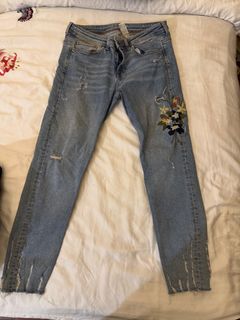 (Category: ) located in . Submitted by n1z4m76 (Listing ID 1326999650, Image 1). Description: .