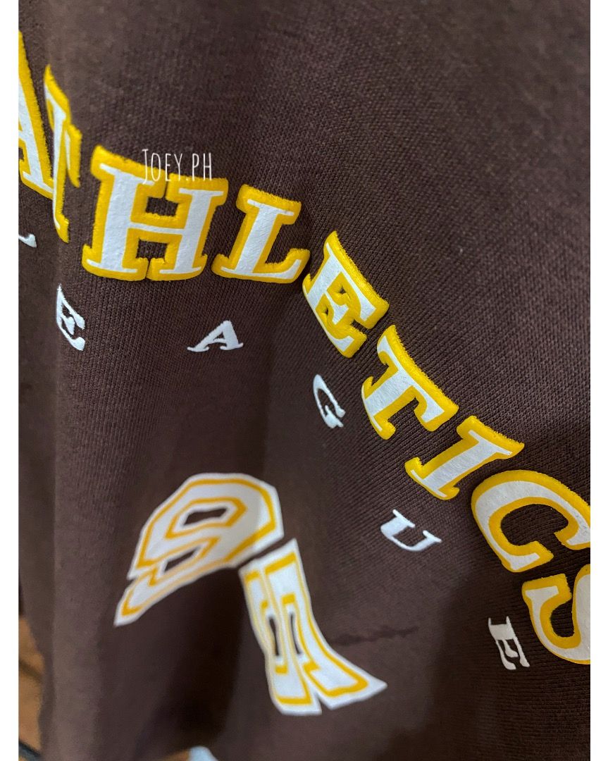 SALE! HM GRATEFUL DEAD OVERSIZED SWEATSHIRT (Category: Others Tops) located in Angeles City. Submitted by joeyph (Listing ID 1327008513, Image 2). Description: Please see the 2nd to the last photo for details. WITHOUT FLAW - 380php WITH FLAW - 280 Payment 1st - gcash/bpi J&t reg ship.