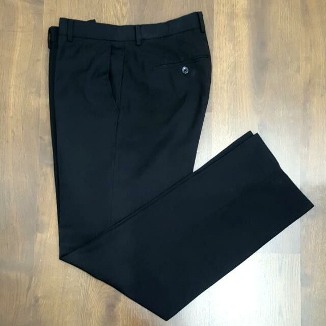 SALE RP 350 Authentic Calvin Klein Pant Waist 31 Bought From Calvin Klein Boutique MY PRICE IS FIRM Men s Fashion Bottoms Trousers on Carousell