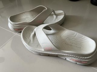 （分類：）位於 。 由 echochan8556 提交（商品編號 1327006742，圖片 1）。簡介： 。