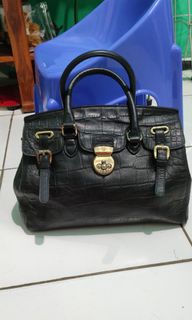 (Kategori: ) berada di . Dikirim oleh neyzhaputri123 (ID iklan 1326853186, Gambar 1). Deskripsi: .