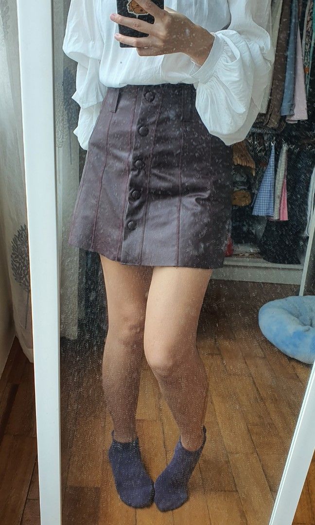 Topshop Burgundy Leather Mini Skirt Women s Fashion Bottoms Skirts on Carousell
