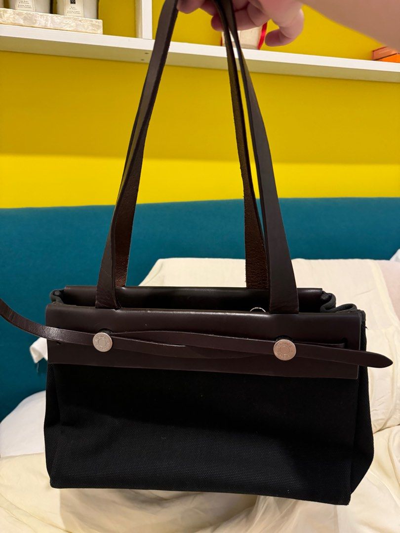 Vintage authentic Hermes herbag cabas (Category: Luxury Bags & Wallets) located in Manila. Submitted by pandas_closet (Listing ID 1326922131, Image 2). Description: Authentic hermes herbag cabas early 90s model No inclusion Self authenticate as too vintage- hand me down from grandmother .