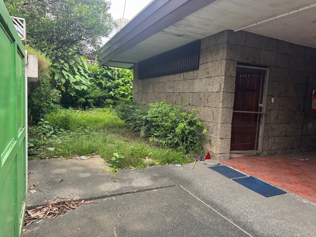 Visayas Ave property For rent (Category: Commercial) located in Quezon City. Submitted by jandbeyond (Listing ID 1326935766, Image 3). Description: lot area: 650 sq Along visayas Commercial Never flooded 50 meters away from visayas medical center.