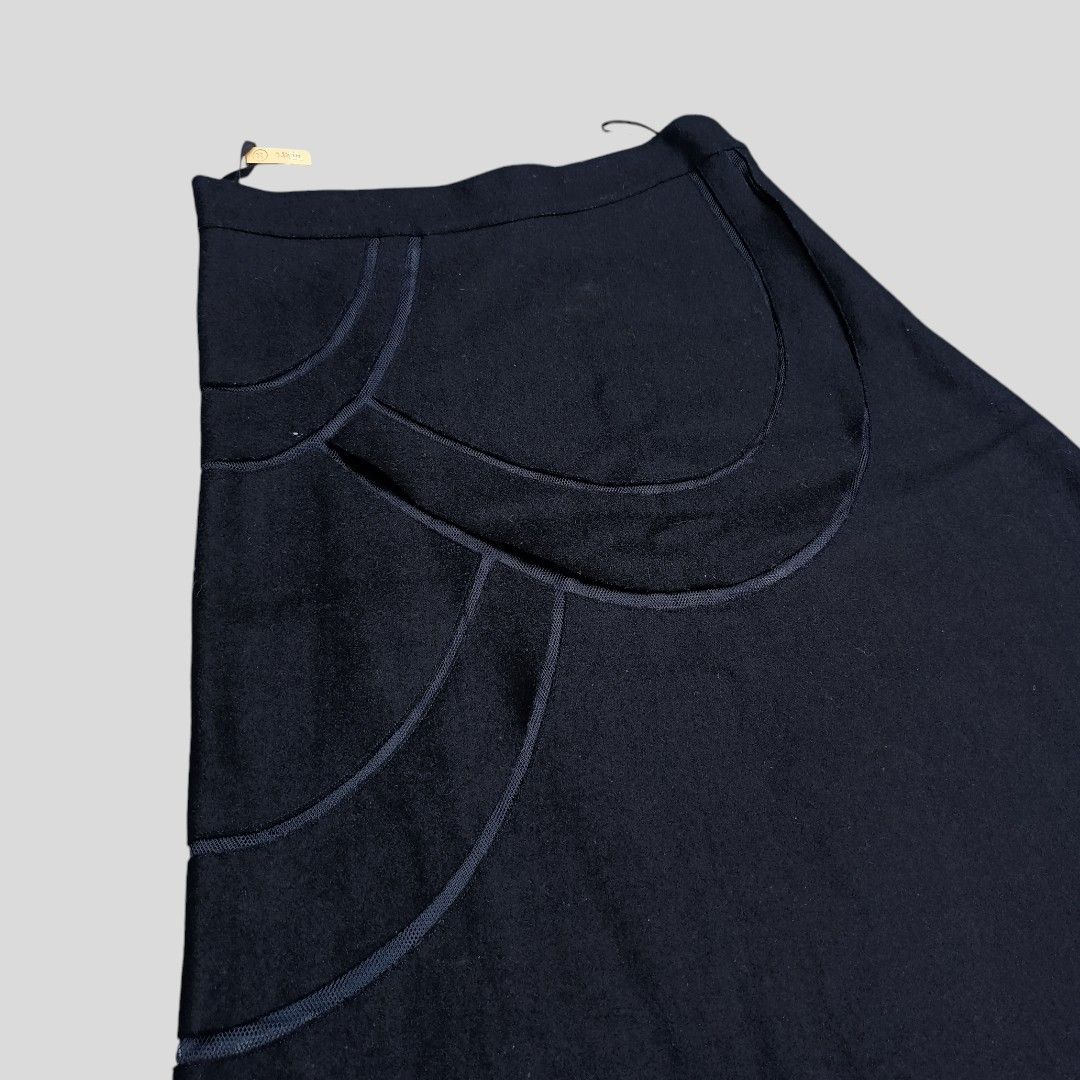 Vivienne Tam Black Skirt (Category: Luxury Apparel) located in Balanga. Submitted by faded_garmz (Listing ID 1326853473, Image 2). Description: Vivienne Tam Black Skirt Waist - 28" Length - 24" Excellent condition Color may vary due to lighting Price: ₱1,880.