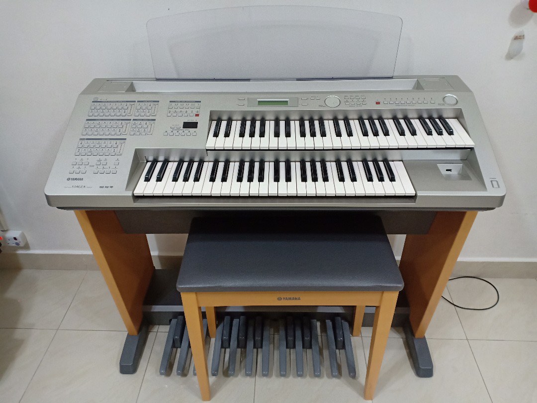 YAMAHA Electone STAGEA ELB01, Hobbies & Toys, Music & Media, Musical ...