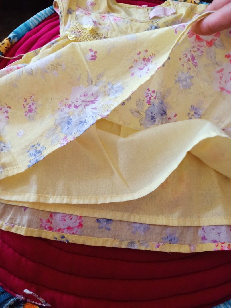 Yellow Baby Dress (Category: Babies & Kids Fashion) located in Angeles City. Submitted by ejhere (Listing ID 1327012110, Image 3). Description: Yellow Baby Dress Preloved but still in good condition for 6-9months old MOP : GCash Courier: J&T.