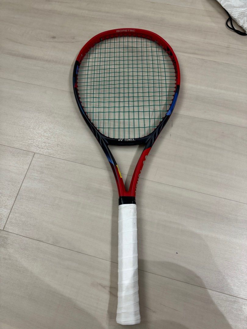 YONEX VCORE 98 2023/2024 (Latest) G2 4 1/4. New strings Alu Eco 
