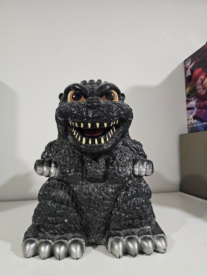 Yutaka Godzilla Jumbo Coin Bank 1994, Hobbies & Toys