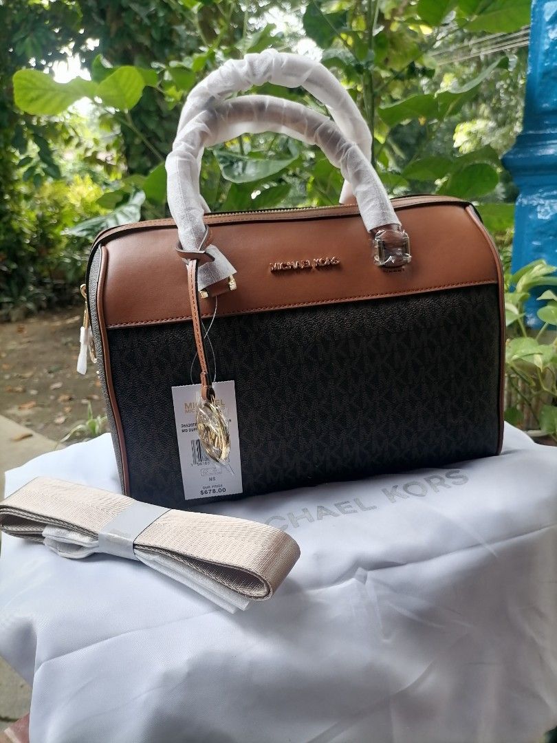 100 authentic Michael Kors bag Luxury Bags Wallets on Carousell