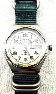 （分類：）位於 。 由 paulcho61 提交（商品編號 1322528410，圖片 1）。簡介： 。