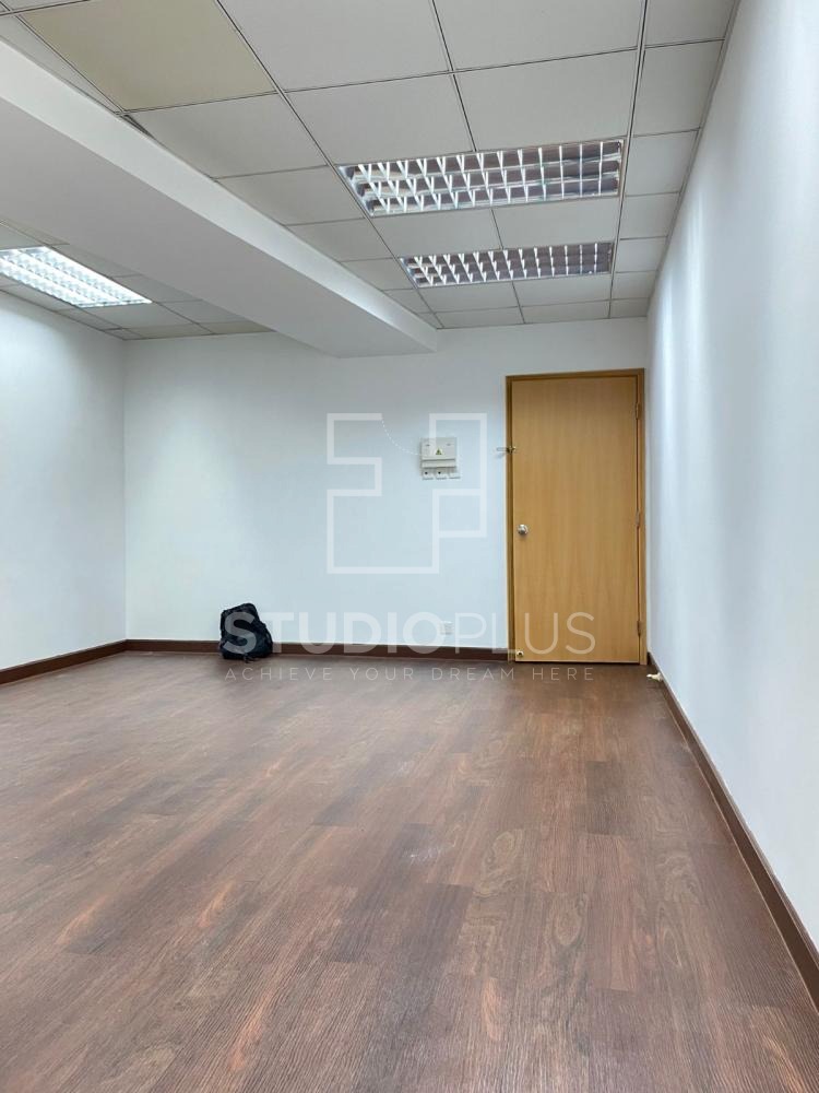 Kwai Chung Industrial Building - ✅ En-suite bathroom ✅ Water heater ✅ Zinc countertop ✅ Window ✅ Independent air conditioning ✅ 24-hour access63438341318147114