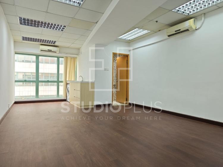 Kwai Chung Industrial Building - ✅ En-suite bathroom ✅ Water heater ✅ Zinc countertop ✅ Window ✅ Independent air conditioning ✅ 24-hour access63438341318147113