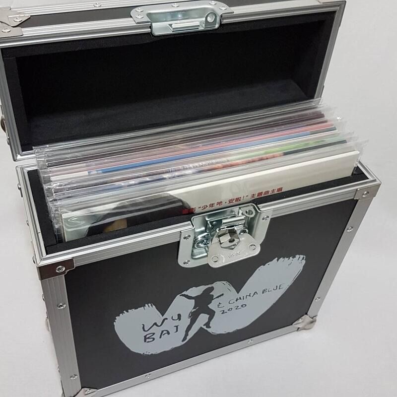 伍佰　Wu Bai 1992-2008 黑胶 レコードセット 伍佰 Wu Bai 1992-2008 黑胶 レコードセット - メルカリ